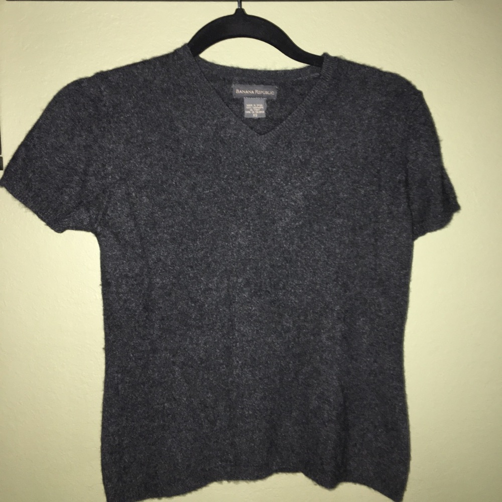 Banana Republic cashmere shirt sleeve sweater grey